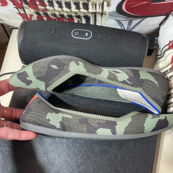 Rothy's The Point in camouflage green, size 7 W‎ - Picture 8 of 11